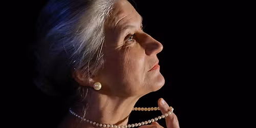 Simone Veil, une femme libre | Tanit Th\u00e9\u00e2tre