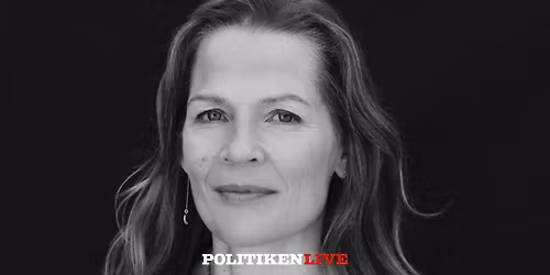 \u00c5sne Seierstad bes\u00f8ger Politiken med sin nye bog om Rusland