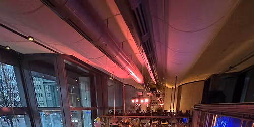 \ud83c\udfad Die gro\u00dfe \u00dc40 Karnevalsparty 2026 am Friesenplatz \ud83c\udfad