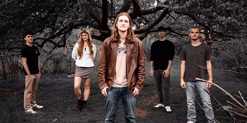 Live Music at 5506\u2032 With Brown Oak Assembly