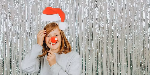 Pocket-Size-Play Christmas Edition: Photo Booth