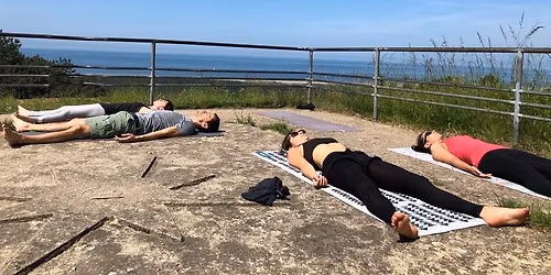 Retraite yoga, je\u00fbne et randonn\u00e9e