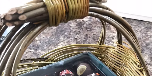 The Zarzo Basket & Chocolate Truffles