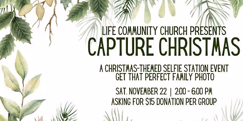 Selfie Station Christmas Photos