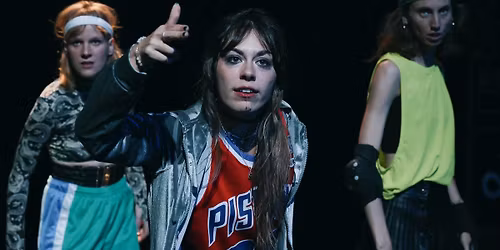 La nuit se l\u00e8ve