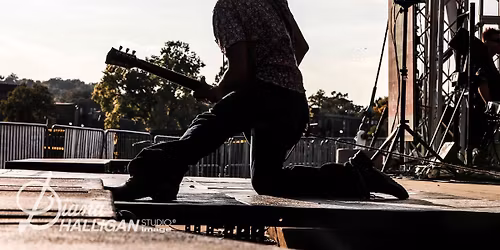 The Inturns at Quaker Steak & Lube Milford!