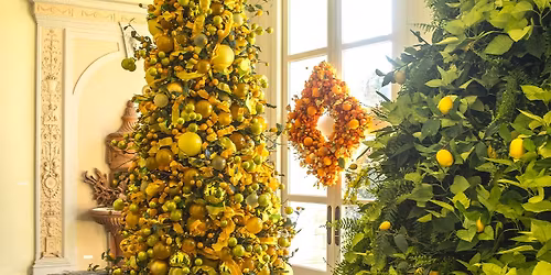 Wreath Workshop with Laura Dowling