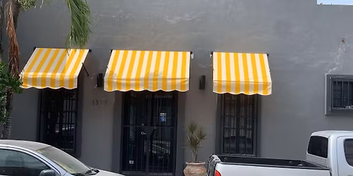 Plumas Azules Writers' Group [5 de Diciembre]