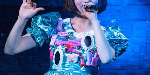 Kyary Pamyu Pamyu with Atarashii Gakko!