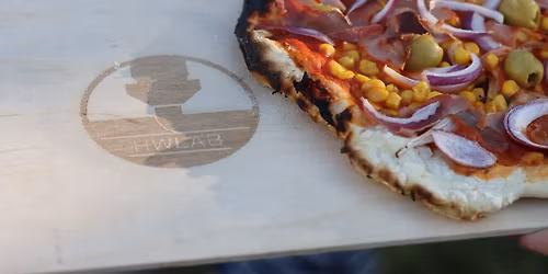 Pizza p\u00e1rty a den otev\u0159en\u00fdch dve\u0159\u00ed