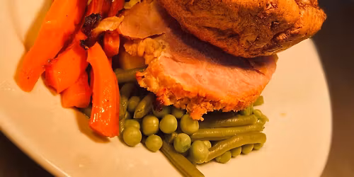 \ud83c\udf84Very Merry 3 Course Christmas Lunch\ud83c\udf84 