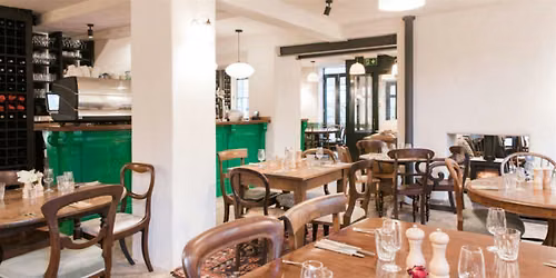 ZEST Singles Sunday Lunch at The Bull Inn, Totnes