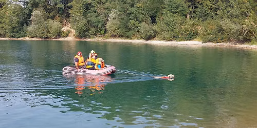 Re\u0161evanje iz vode s psi izpiti po pravilniku IRO RH W \/ Water rescue according IRO RH W regulations