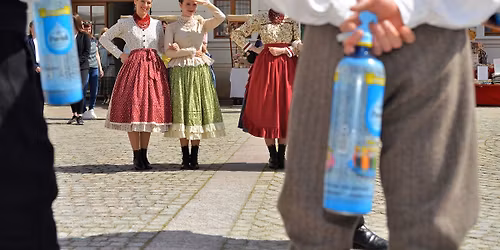 IBOLYA NAP \u00c9S H\u00daSV\u00c9T A KAST\u00c9LYBAN 2026 