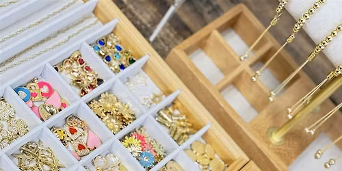 Blossom Bag Charm Bar