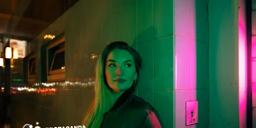 English Stand Up - Propaganda Comedy #6.06 - Zana Fejzic *Berlin