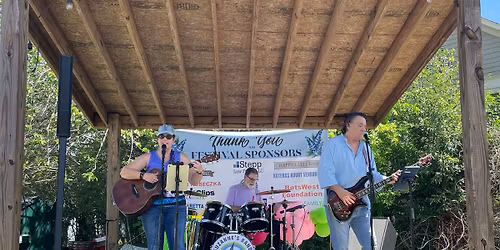 Suzanne's Band Trio @ TX Bluebonnet Festival