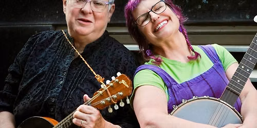 The Mingledees at the Juniper Art Gallery