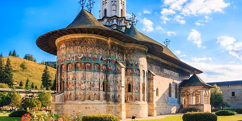 Circuit in Bucovina Petrecere la Stana de 1 Mai! - de la 1249 Lei