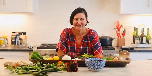 Friendsgiving Reimagined:Food Drive and Farm Animals 