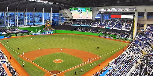 Parking Miami Marlins at Los Angeles Dodgers