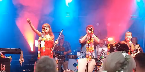 Swanvestas launch the Summer at the Farmers Boy