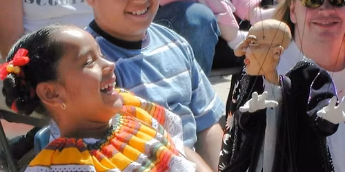 I LOVE Puppets!: The World of Puppetry