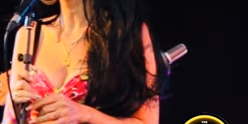 🎙 Tania Alboni as Amy Winehouse