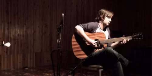 JAMES BLACKSAW | GUITARRAS AO ALTO (ROOFTOP)