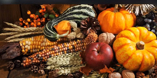 \ud83c\udf42\ud83c\udf41Friendsgiving family event \ud83c\udf42\ud83c\udf41