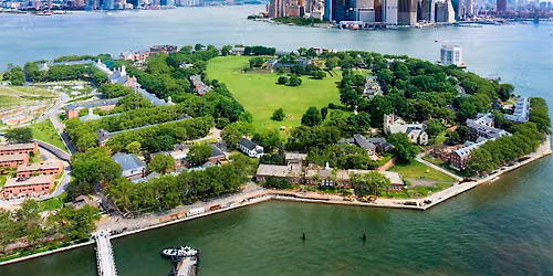 Governors Island History Tour & Fad Market
