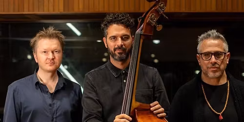 PETROS KLAMPANIS TRIO (\u0158ecko \/ Estonsko \/ Spojen\u00e9 st\u00e1ty)