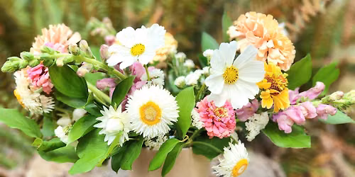 Floral Design Workshop at Swan Island Dahlias with Sunrise Hill Flowers