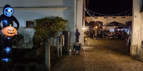Halloween im Schwalbenhof - Hexen willkommen!