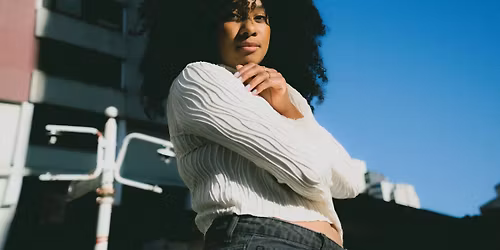 Joy Bogat \u25d8 Merlin \u2013 Stuttgart