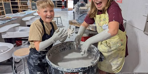 Studio Assistant (Mud on Main) 