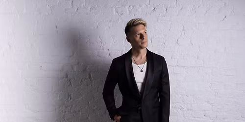 Binz & Friends: The Dark Tenor