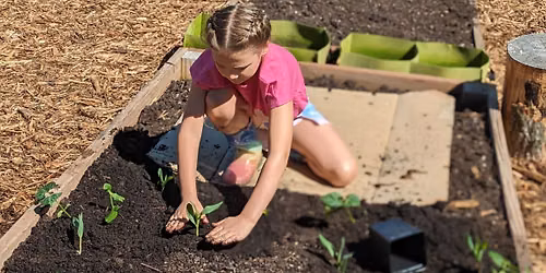EE Learning Garden: Community Open House & Work-time