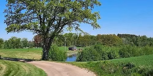 \ud83d\ude97\u2728 Entusiast- & Veteranbildag p\u00e5 Sj\u00f6torp i Larv!