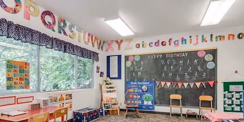 Restaurant Night - Panda Express