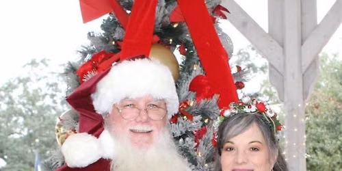 League City - Holiday in the Park