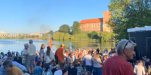 Sankt Hans Aften ved Slotss\u00f8en
