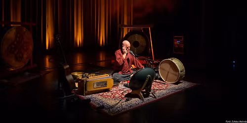 Fekv\u0151koncert \u00e9s Hangutaz\u00e1s - Budapest - Karma Pema Dorje