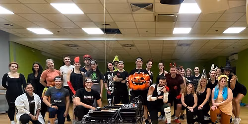 Halloween Cross \u00f3ra\ud83c\udf83\ud83d\udcaa\ud83c\udffc