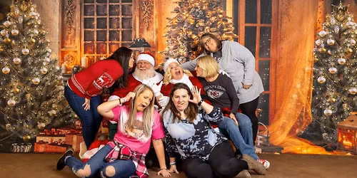 Holiday market photos with Santa