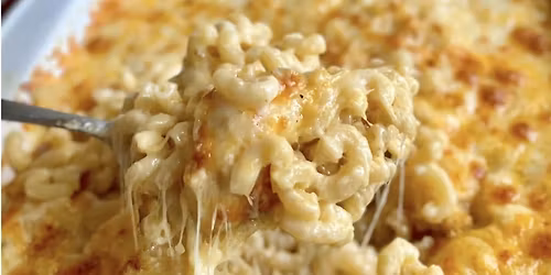 Mac N Cheese Night at The Locks Inn