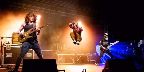 Bombtracks [Live] Back-Off-Reims