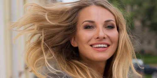 Bia\u0142ystok: JA Z PODR\u00d3\u017bY - recital Joanny Moro