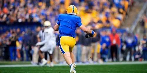Syracuse Orange at Pittsburgh Panthers Football