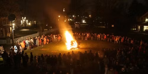 Annual Holiday BONFIRE at Landis Valley